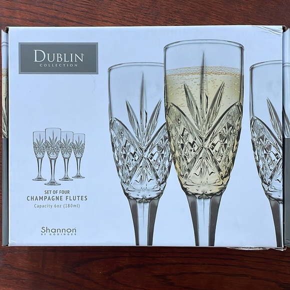 Crystal Champagne Flutes set of 4 - Picture 5 of 6